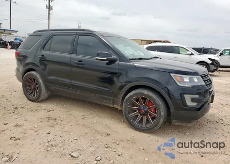 2017 Ford Explorer Sport z USA, uszkodzony, nr VIN 1FM5K8GT7HGA27337
